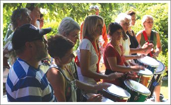 Timbalspieler beim Samba Workshop in der Toskana